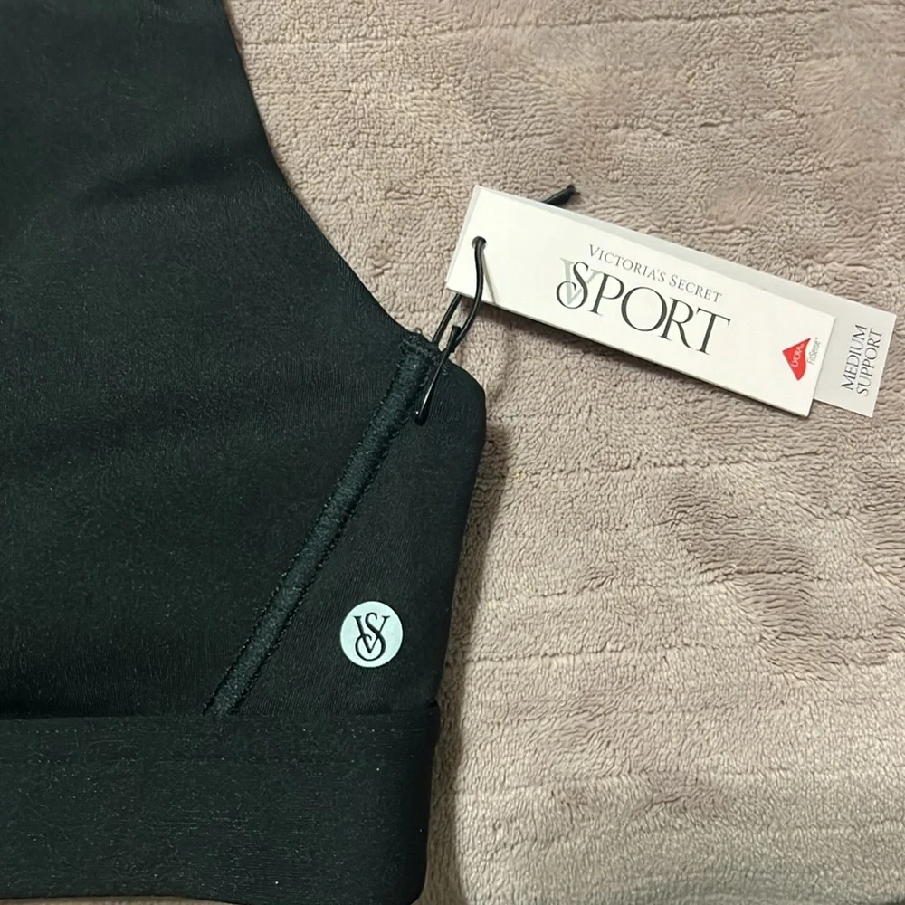 New VS lycra sport bra size small super comfortable - Picture 8 of 8
